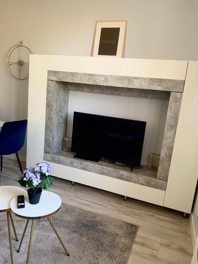 Apartament W Centrum Miasta Lodź Bagian luar foto